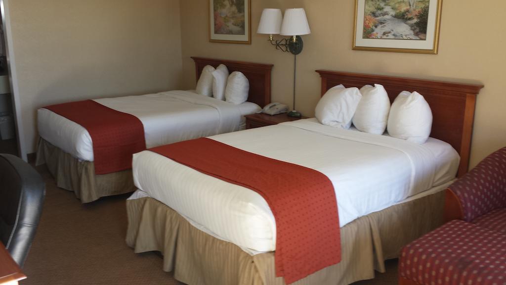 Baymont By Wyndham Paris Motel Phòng bức ảnh